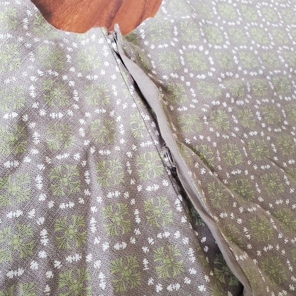 Anthropologie Linen Blend Sequin 60" Round Boho Christmas Tree Skirt Khaki Green - Picture 7 of 12